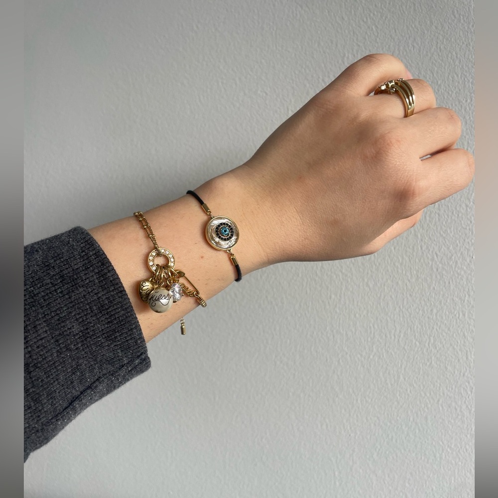 Guess charm bracelet gold tone